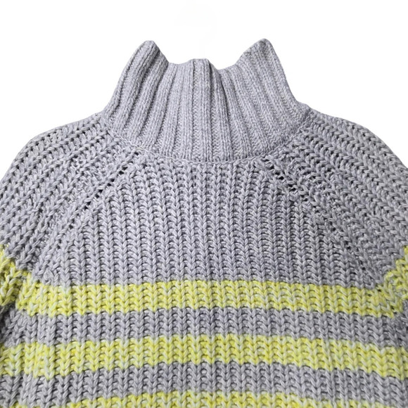 Victoria's Secret Sz M Gray Yellow Wool Alpaca Cotton Blend‎ Chunky Knit Sweater - Picture 5 of 13